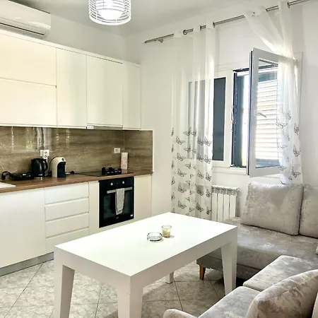 Apartamento Ishem Greenview *